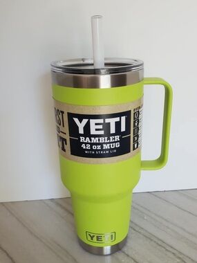 YETI 42oz. STRAW LID TUMBLER IN CHARTREUSE